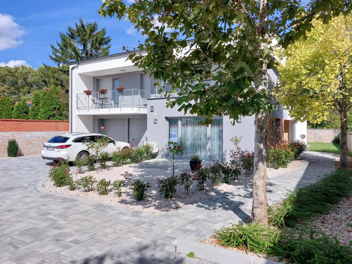 Linden Apartman 104 - Adults Only Mosonmagyaróvár Exteriér fotografie